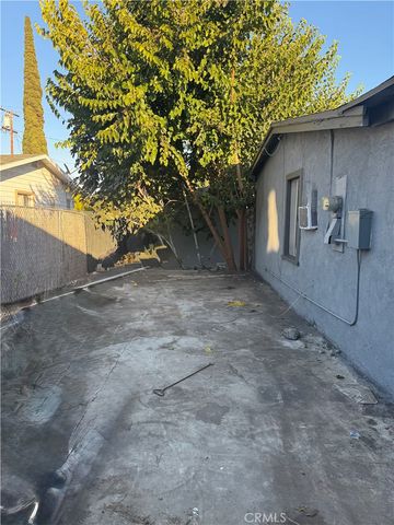 529 531 S Sydney, East Los Angeles, CA 90022