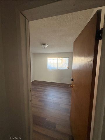 529 531 S Sydney, East Los Angeles, CA 90022