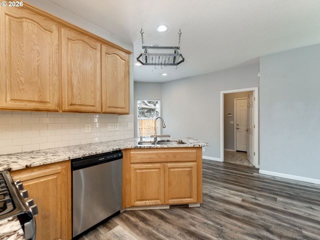 2687 Nw OAK RIDGE Dr, Mc Minnville, OR 97128