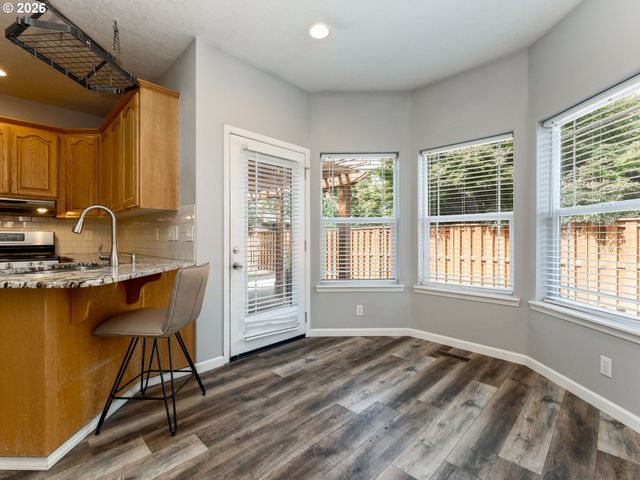 2687 Nw OAK RIDGE Dr, Mc Minnville, OR 97128