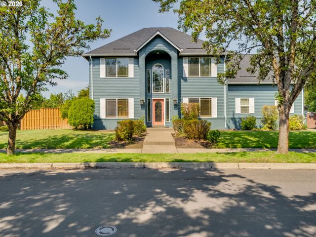 2687 Nw OAK RIDGE Dr, Mc Minnville, OR 97128