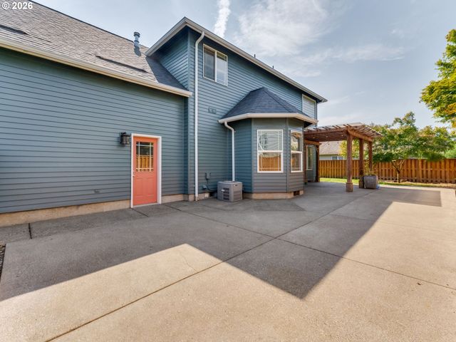 2687 Nw OAK RIDGE Dr, Mc Minnville, OR 97128