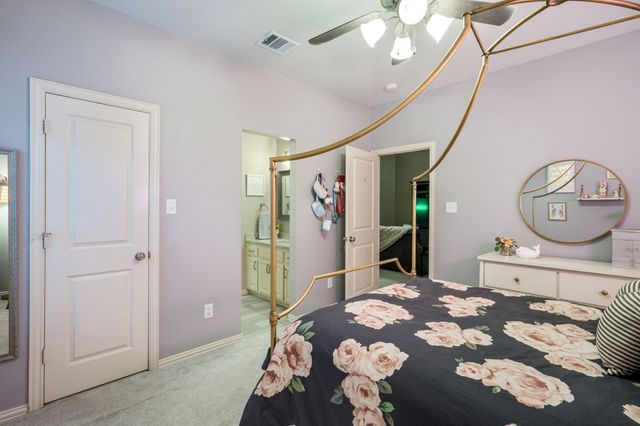 15605 Crown Cove Lane, Frisco, TX 75035