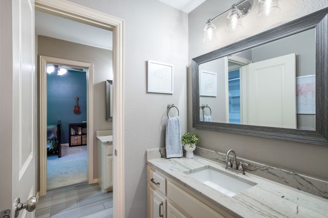 15605 Crown Cove Lane, Frisco, TX 75035