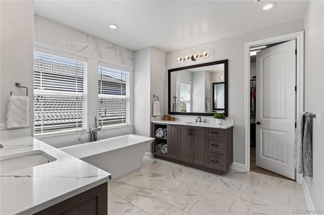 255 Maplehurst Point, Highlands Ranch, CO 80126