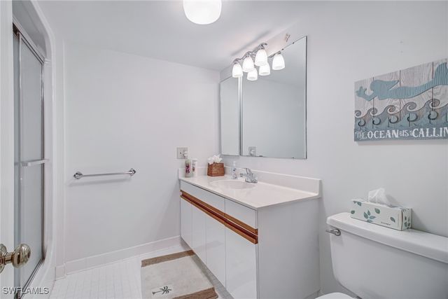 4041 Gulf Shore BLVD N 402, Naples, FL 34103
