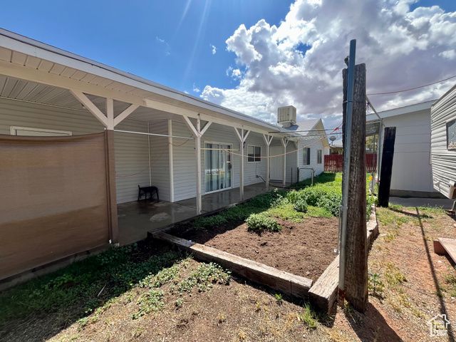 766 HUNTRIDGE DR, Moab, UT 84532