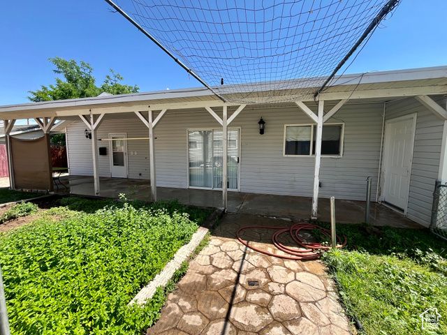 766 HUNTRIDGE DR, Moab, UT 84532