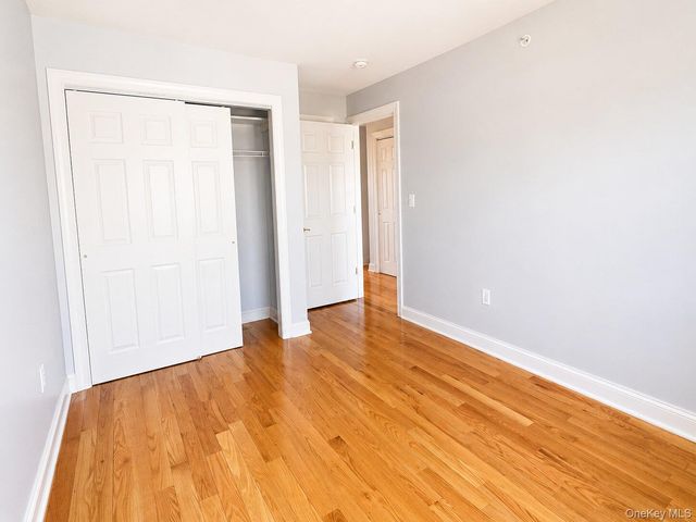 113B Lighthouse Court, Bronx, NY 10473