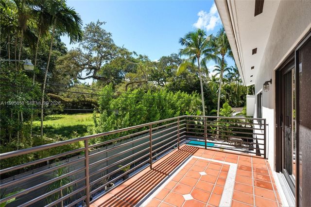 3782 El Prado Blvd 1, Miami, FL 33133