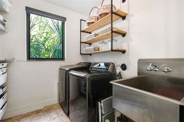 3782 El Prado Blvd 1, Miami, FL 33133