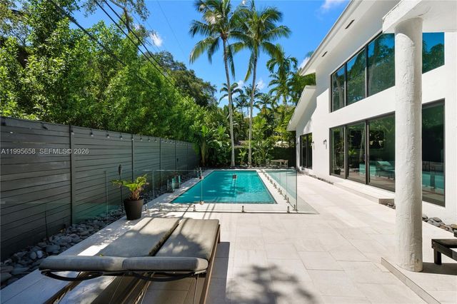 3782 El Prado Blvd 1, Miami, FL 33133