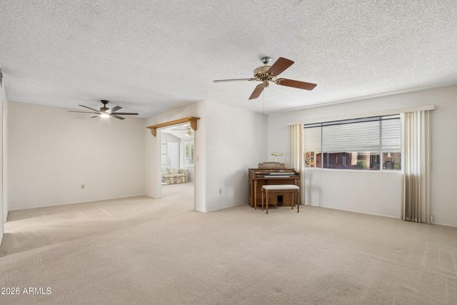 10906 W ROUNDELAY Circle S, Sun City, AZ 85351