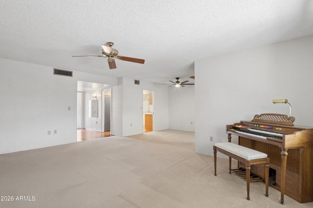 10906 W ROUNDELAY Circle S, Sun City, AZ 85351
