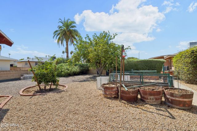 10906 W ROUNDELAY Circle S, Sun City, AZ 85351