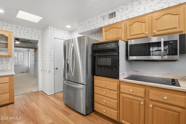 10906 W ROUNDELAY Circle S, Sun City, AZ 85351