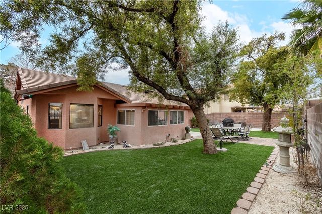 6232 Heather Mist Lane, Las Vegas, NV 89108