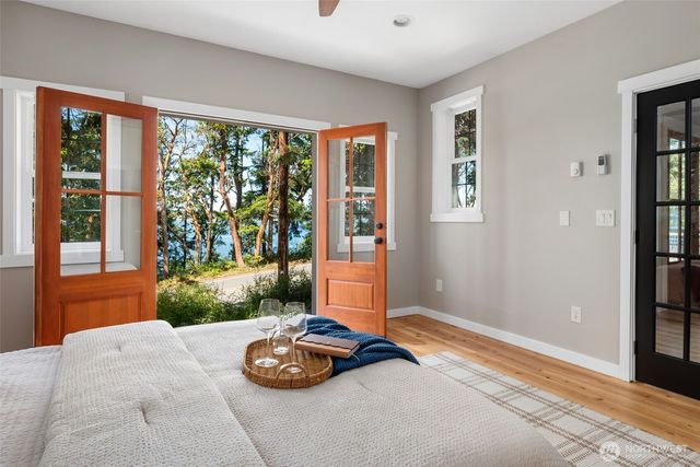 1863 Madrona Way, Coupeville, WA 98239