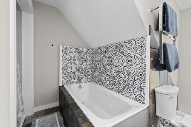 1863 Madrona Way, Coupeville, WA 98239