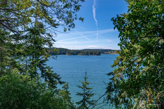 1863 Madrona Way, Coupeville, WA 98239