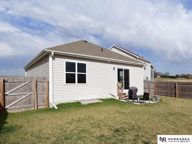 9408 Reynolds Street, Omaha, NE 68122