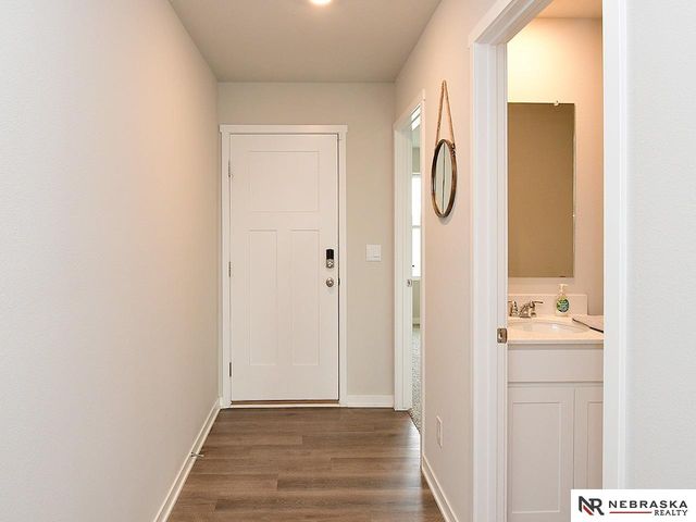 9408 Reynolds Street, Omaha, NE 68122