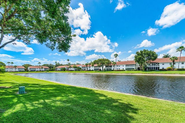 7408 Lake Meadow Way 101, Boynton Beach, FL 33437