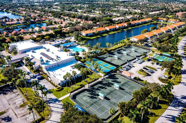 7408 Lake Meadow Way 101, Boynton Beach, FL 33437