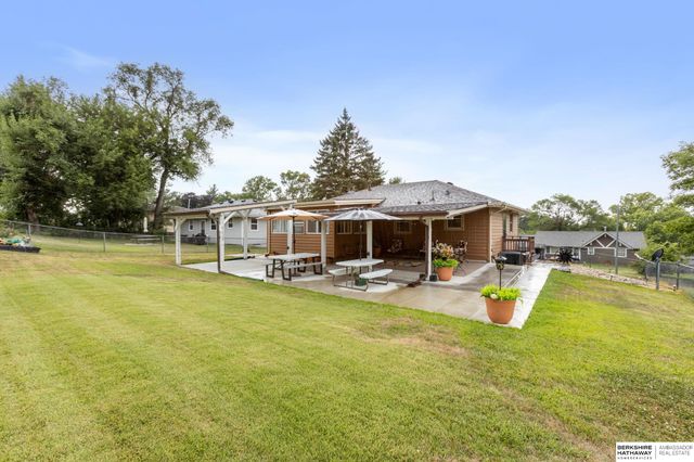 4913 N 58 Street, Omaha, NE 68104