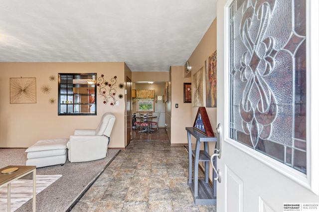 4913 N 58 Street, Omaha, NE 68104
