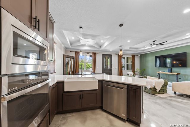 218 Shenandoah, San Antonio, TX 78210
