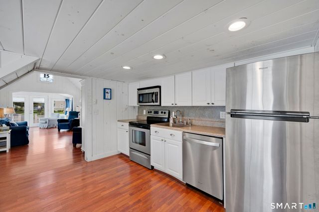 96 Chalker Beach Road, Old Saybrook, CT 06475