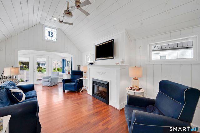 96 Chalker Beach Road, Old Saybrook, CT 06475