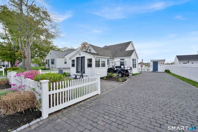 96 Chalker Beach Road, Old Saybrook, CT 06475