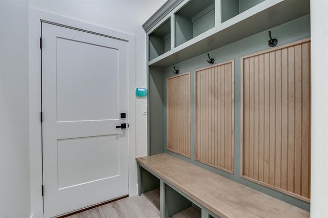 3049 Deer Run Trail, Guthrie, OK 73044