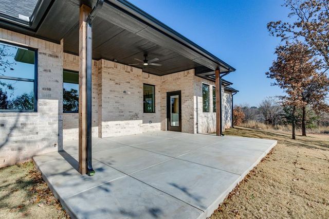 3049 Deer Run Trail, Guthrie, OK 73044