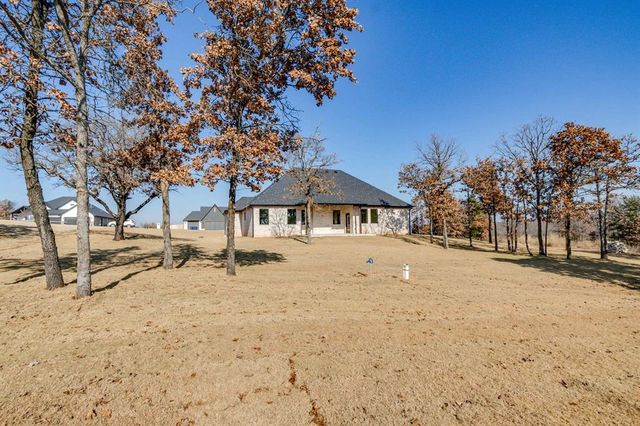 3049 Deer Run Trail, Guthrie, OK 73044