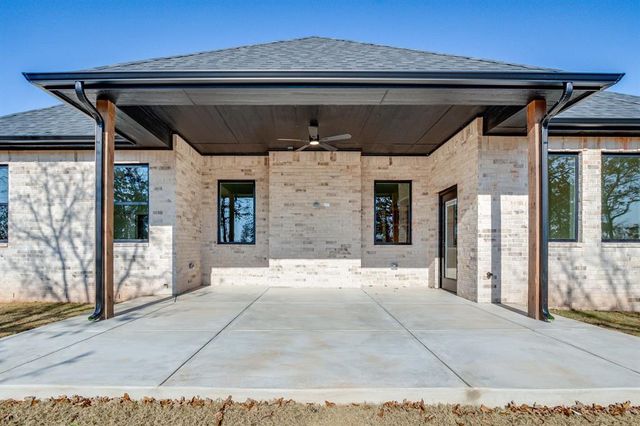 3049 Deer Run Trail, Guthrie, OK 73044