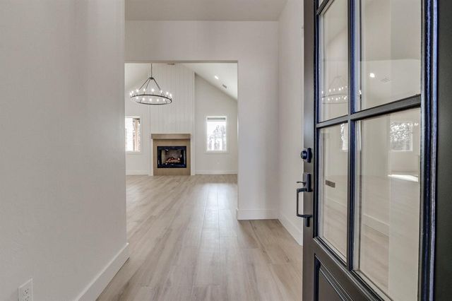 3049 Deer Run Trail, Guthrie, OK 73044