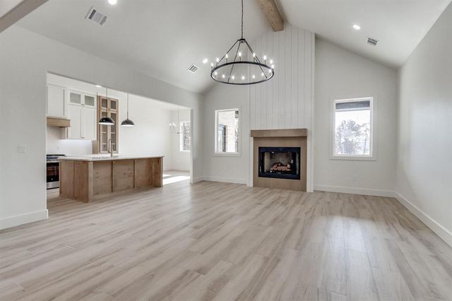 3049 Deer Run Trail, Guthrie, OK 73044