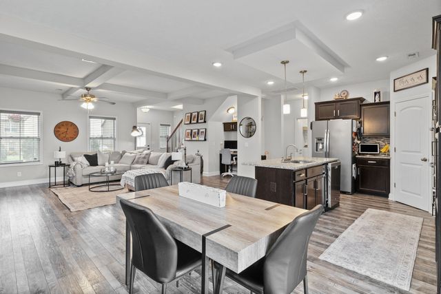 1332 Golden Eagle Way, Clarksville, TN 37040