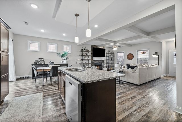 1332 Golden Eagle Way, Clarksville, TN 37040