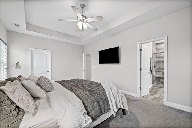 1332 Golden Eagle Way, Clarksville, TN 37040