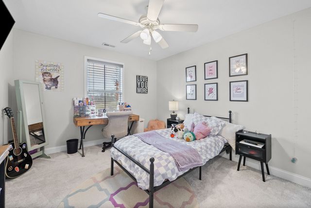 1332 Golden Eagle Way, Clarksville, TN 37040