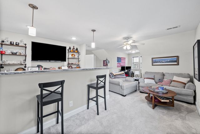 1332 Golden Eagle Way, Clarksville, TN 37040