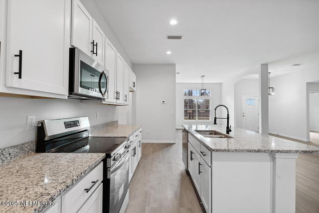 7877 SMART Avenue, Jacksonville, FL 32219