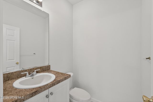 60 Wlodarczyk Place, Parlin, NJ 08859