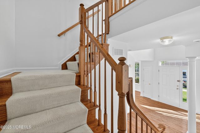 60 Wlodarczyk Place, Parlin, NJ 08859