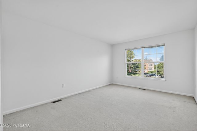 60 Wlodarczyk Place, Parlin, NJ 08859