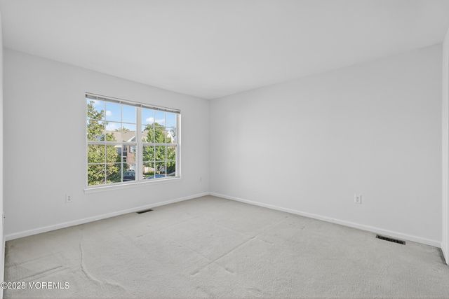 60 Wlodarczyk Place, Parlin, NJ 08859